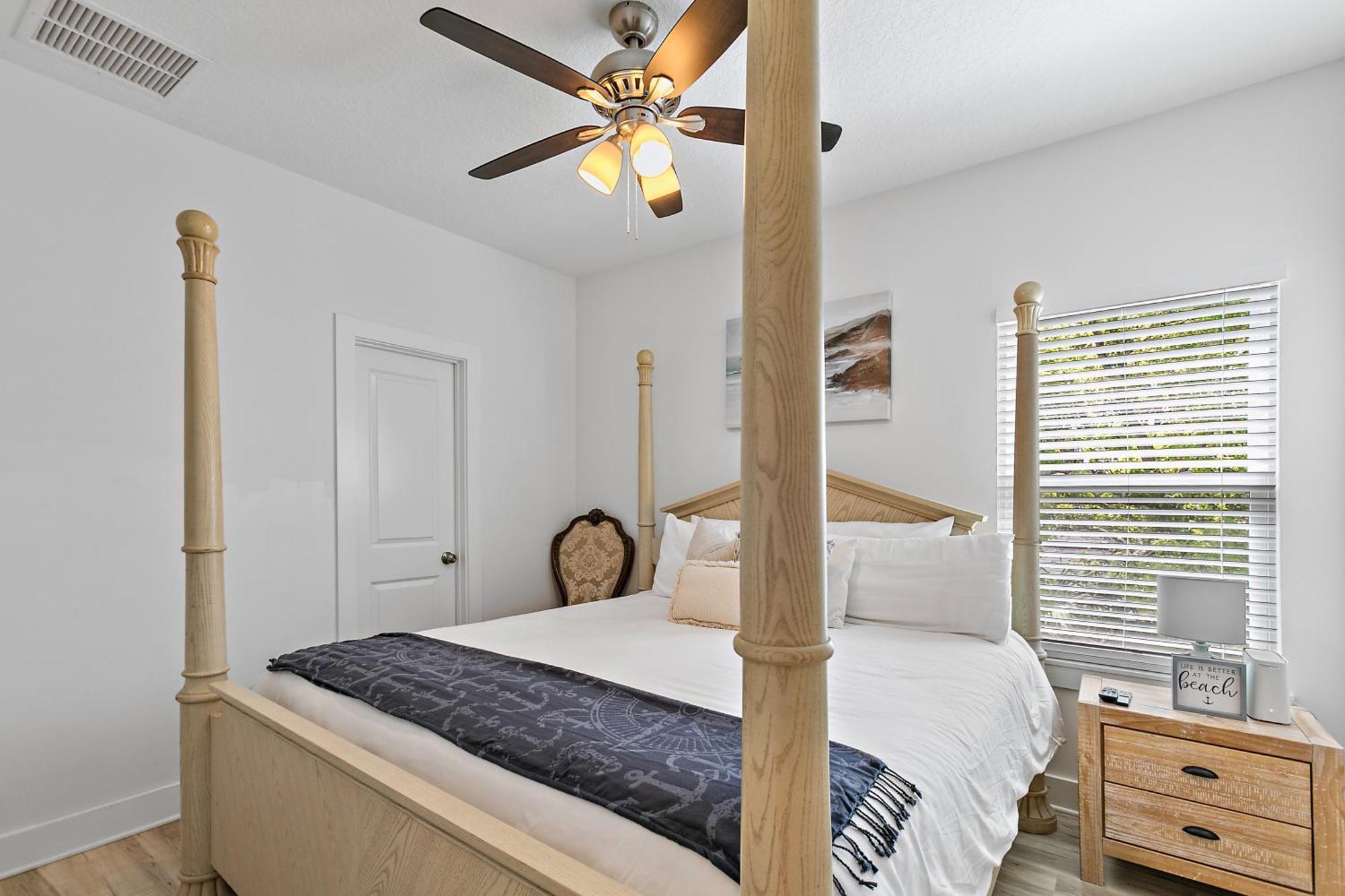 Few Steps To Ocean-4 Beach Cruisers & Free Parking & Private Backyard Jacksonville Beach Exterior photo