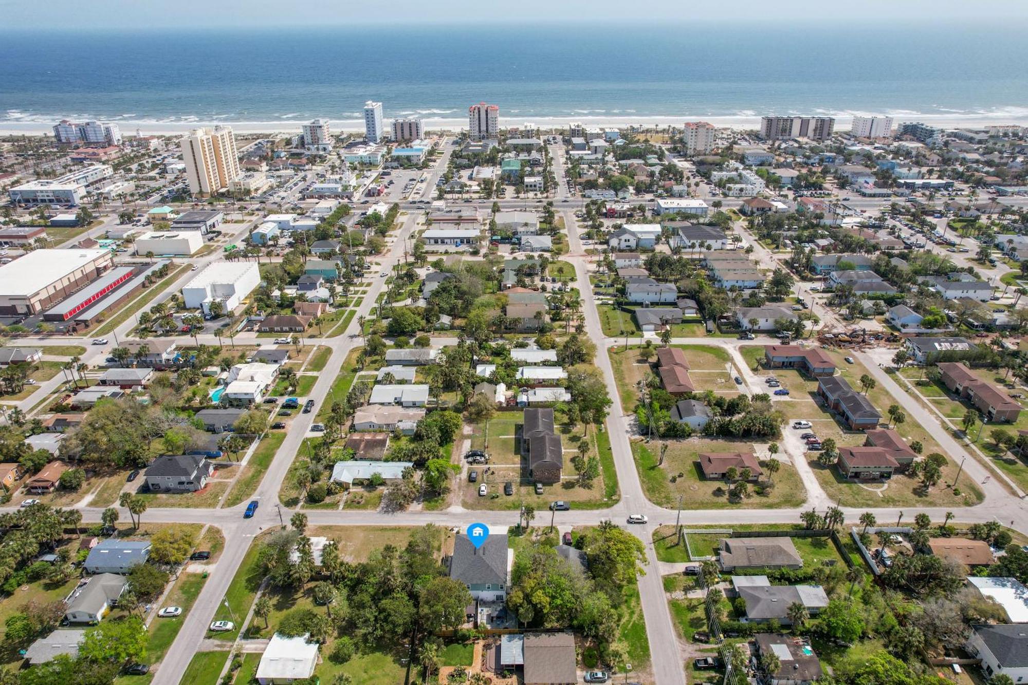 Few Steps To Ocean-4 Beach Cruisers & Free Parking & Private Backyard Jacksonville Beach Exterior photo
